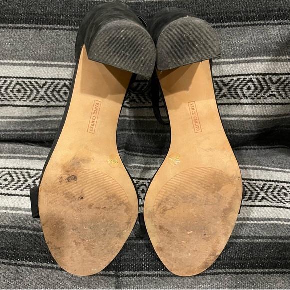 Vince Camuto Black Women's Block Heel Sandals - Picture 4 of 7